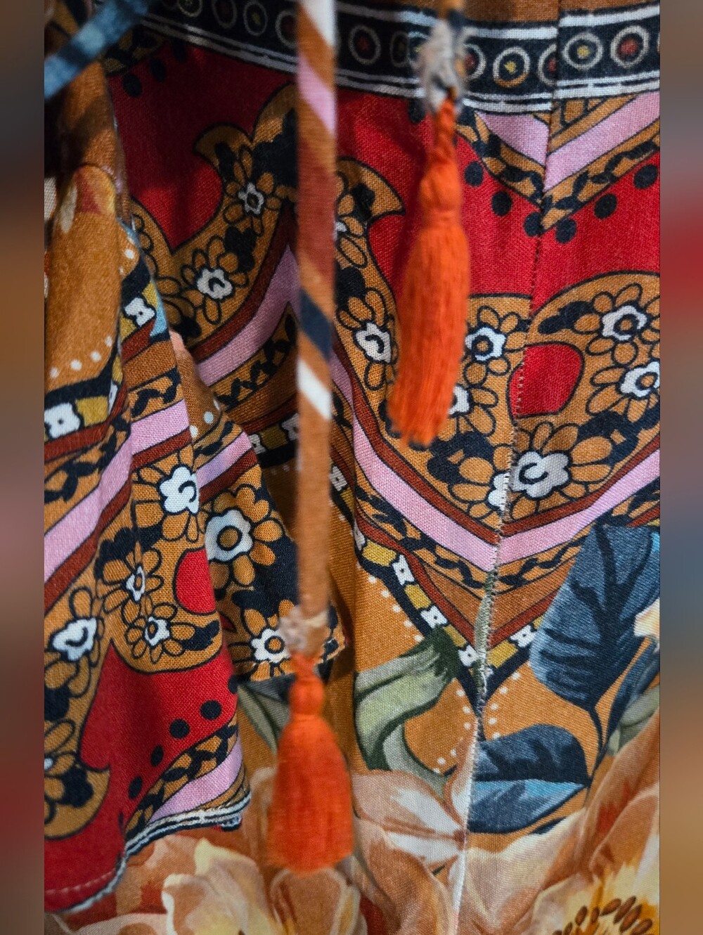 FARM Rio Red & Gold Floral Cold-Shoulder Mini Dress - Picture 5 of 10
